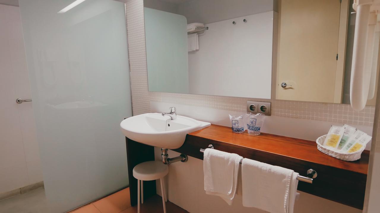 Balneario De Tus Hotel Yeste Ngoại thất bức ảnh